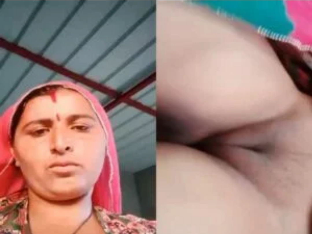 Indian Village Wife Showing Her Plump Pussy On Cam