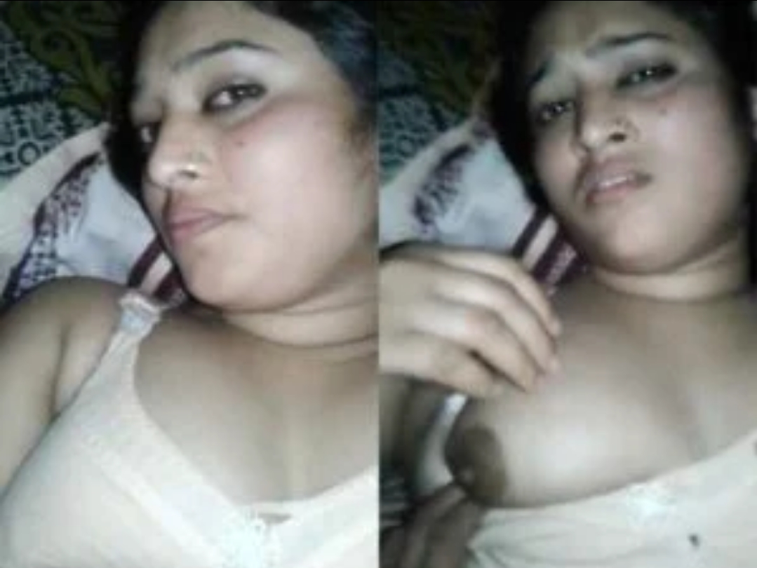 Bangladeshi Beautiful Married Village Bhabhi Boobs Show MMS