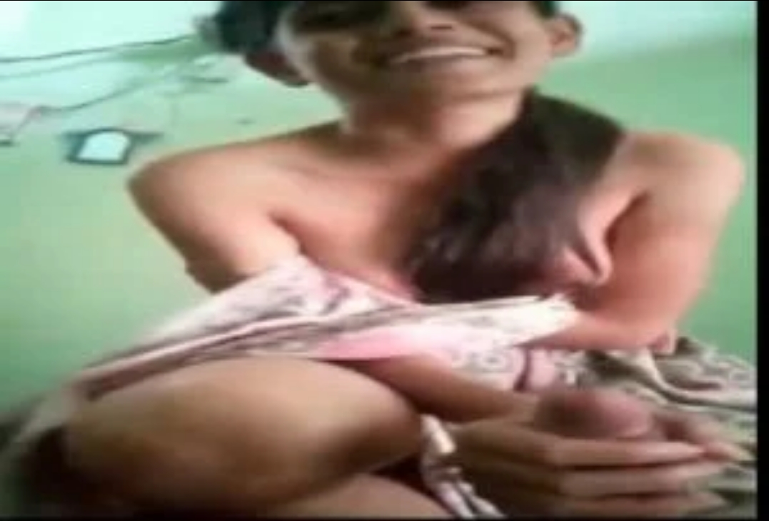 Beautiful Indian College Girl Tasting Dick Of Her BF