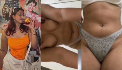 Sexy Indian Girl Showing Boobs Ass