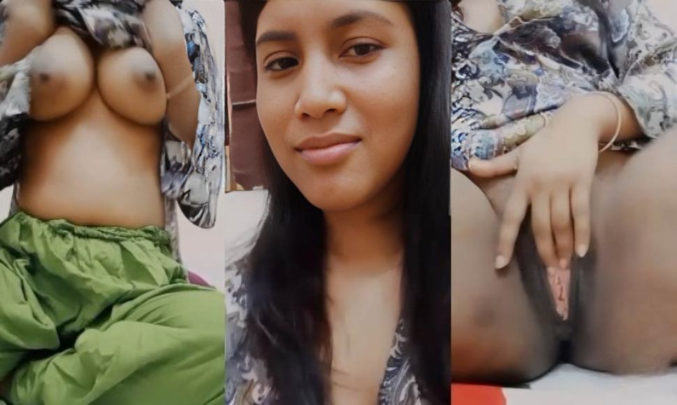 Beautiful Horny Gf Fingering