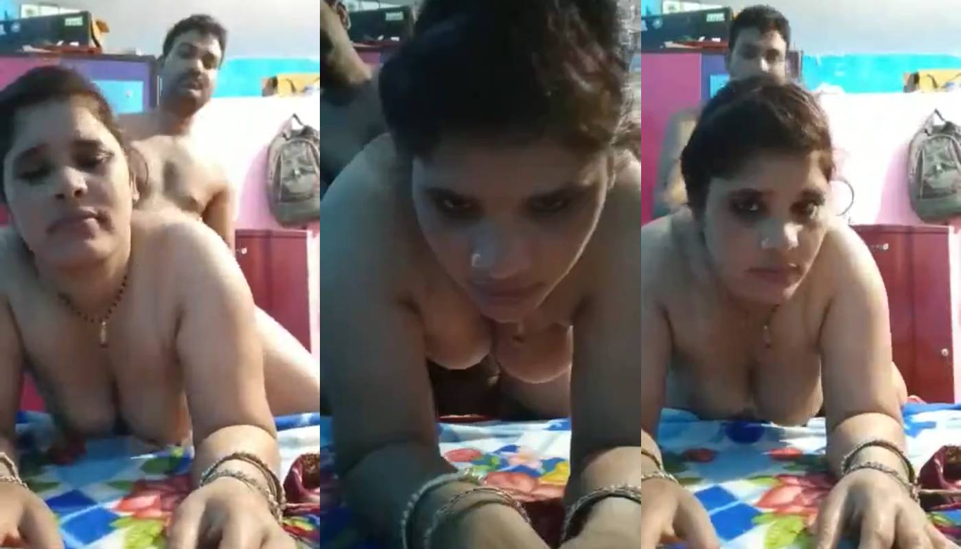 Desi Horny Bhabhi Hard Fucking From Behind