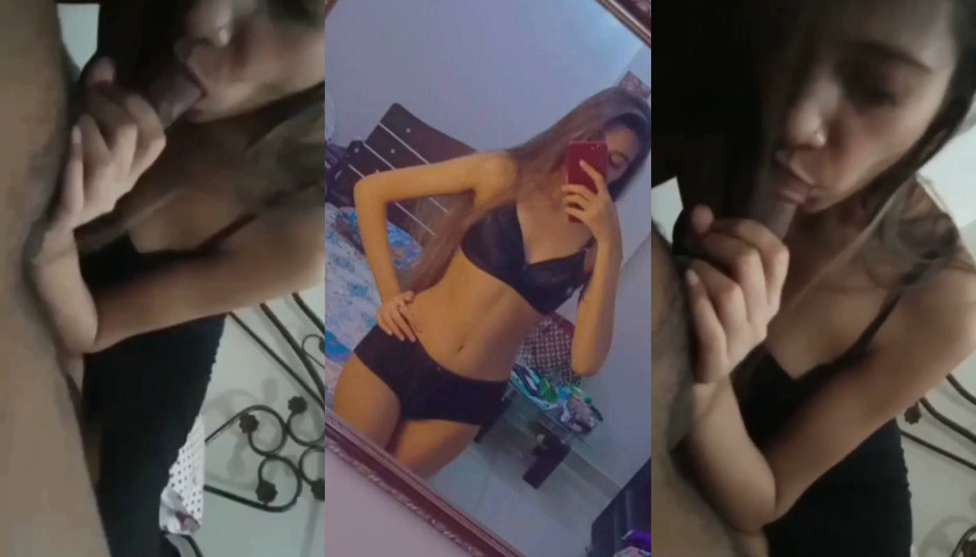 Desi Slim Sexy Gf Sucking Dick